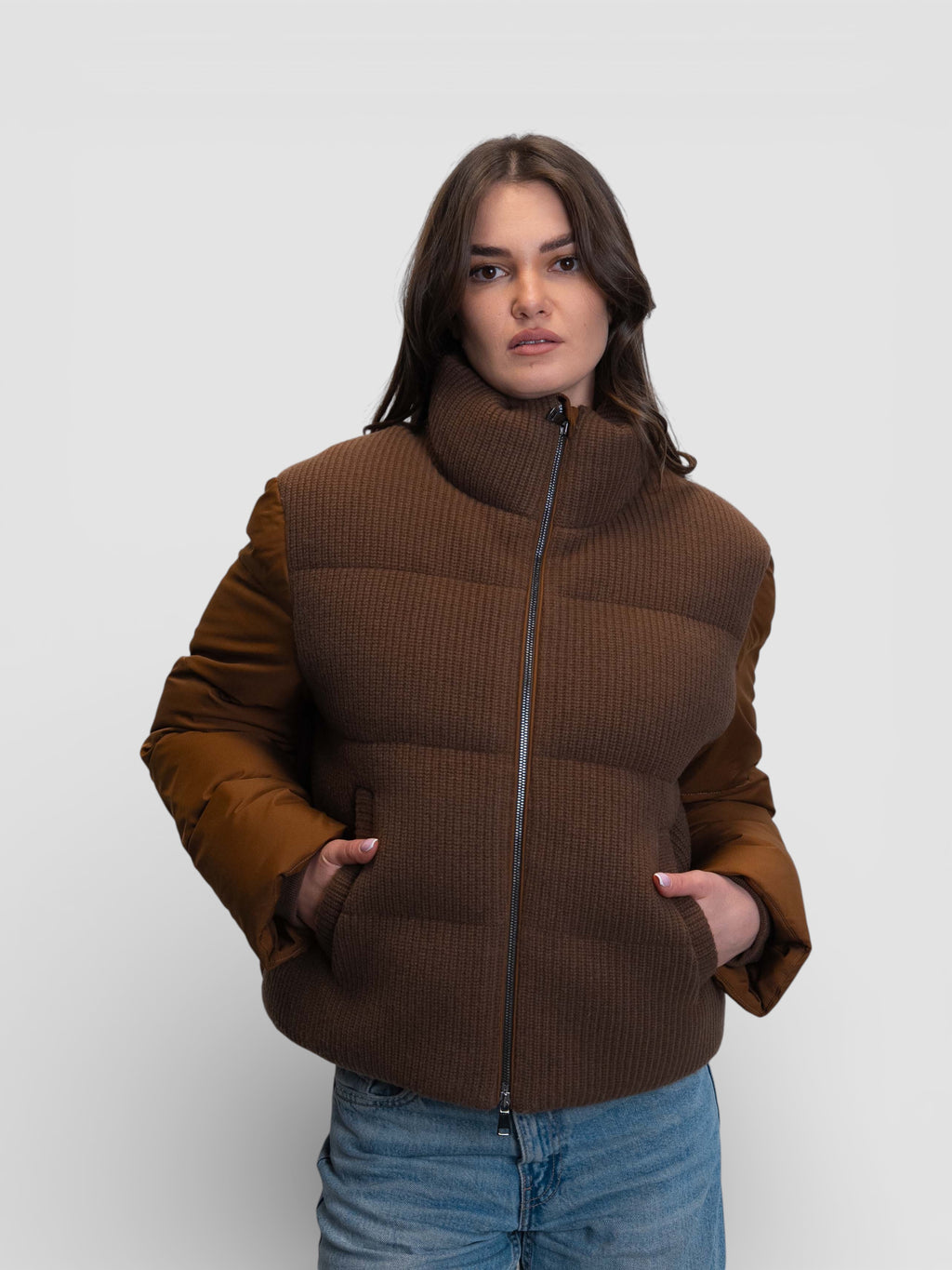 Яке с плетени детайли в кафяво