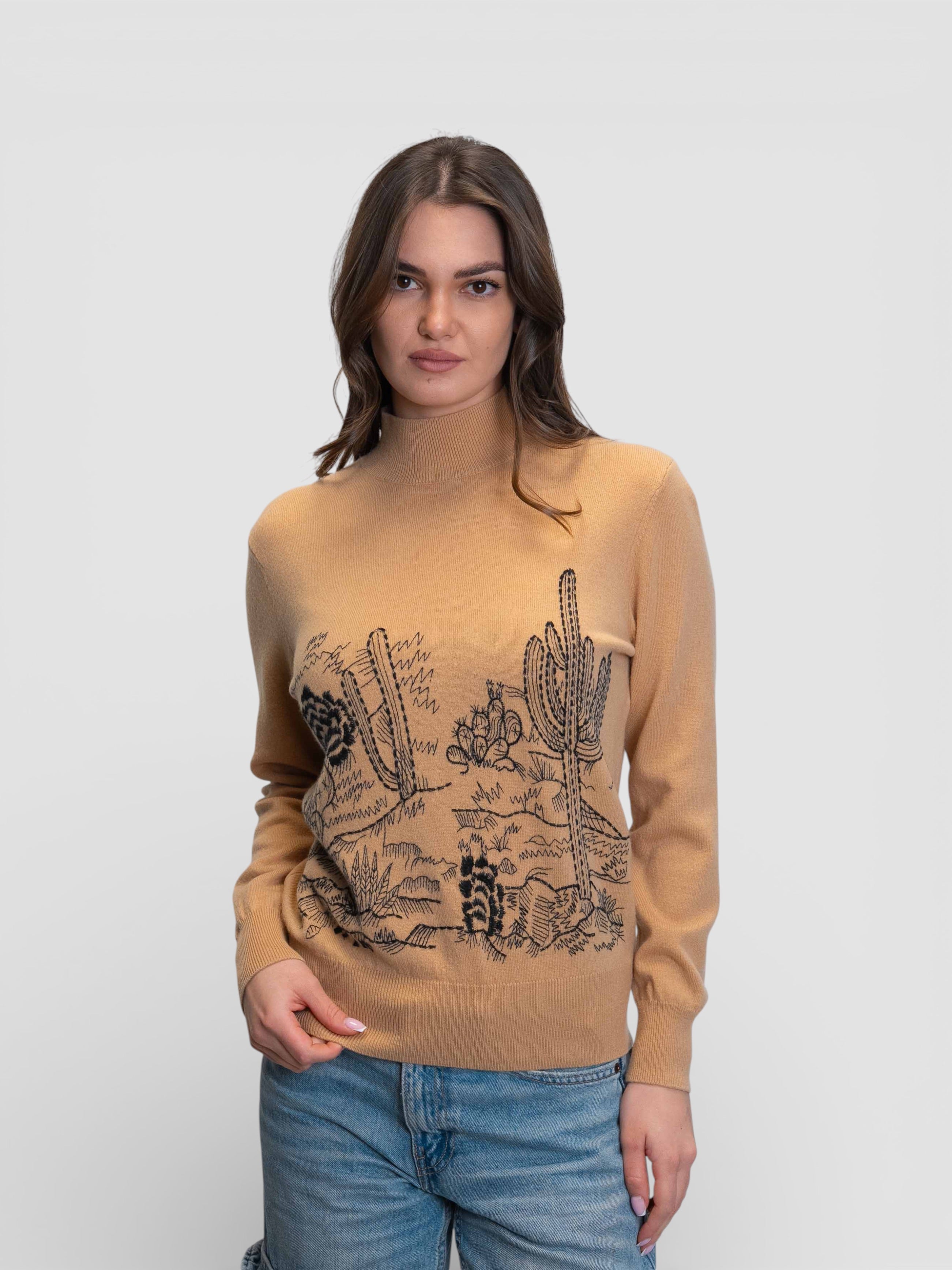 Фин пуловер с бродерия тип „Пейзаж“ в цвят горчица