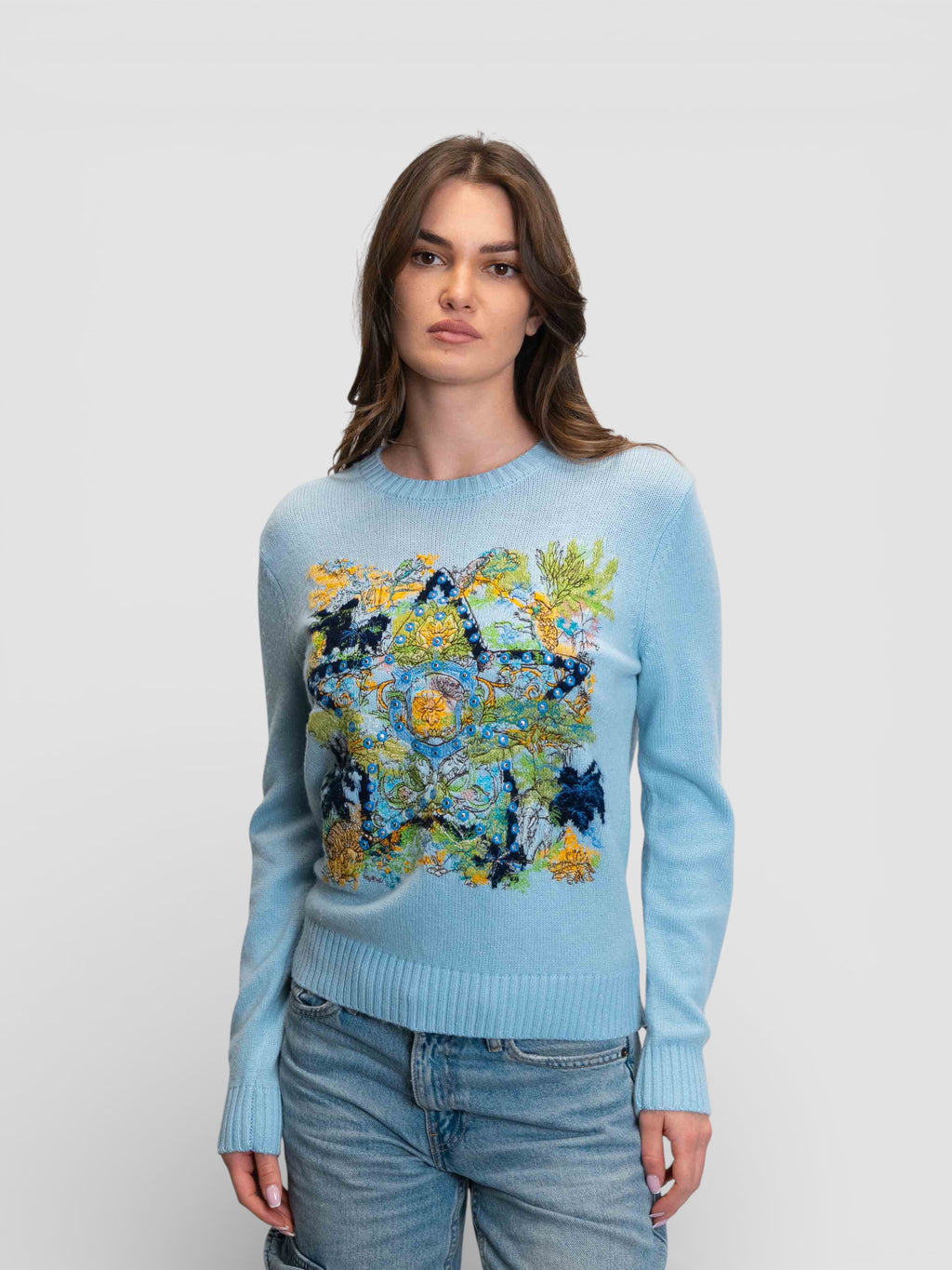 Светлосин пуловер с цветна бродерия и кристали