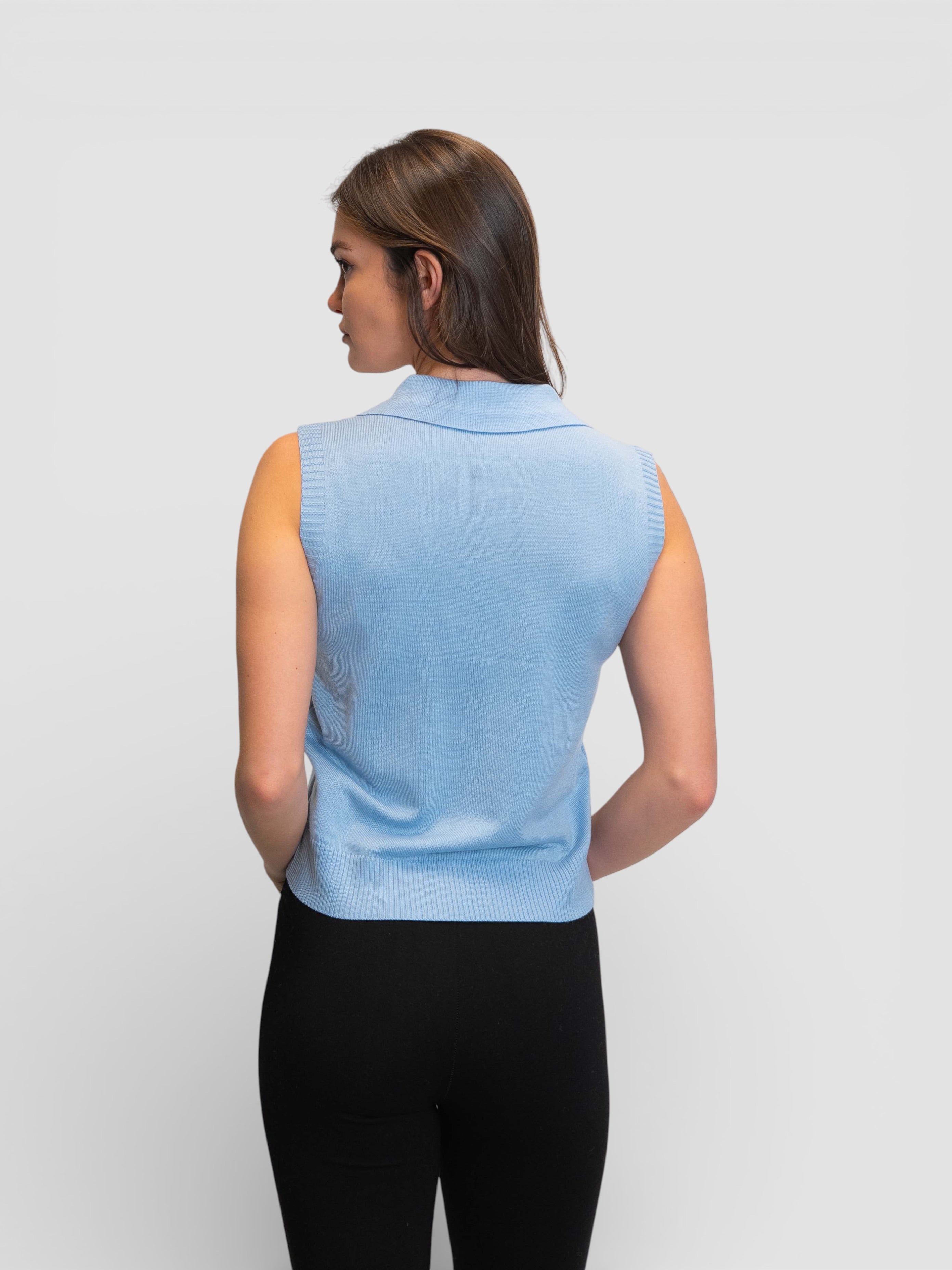 Плетен топ тип „Поло“ без ръкави